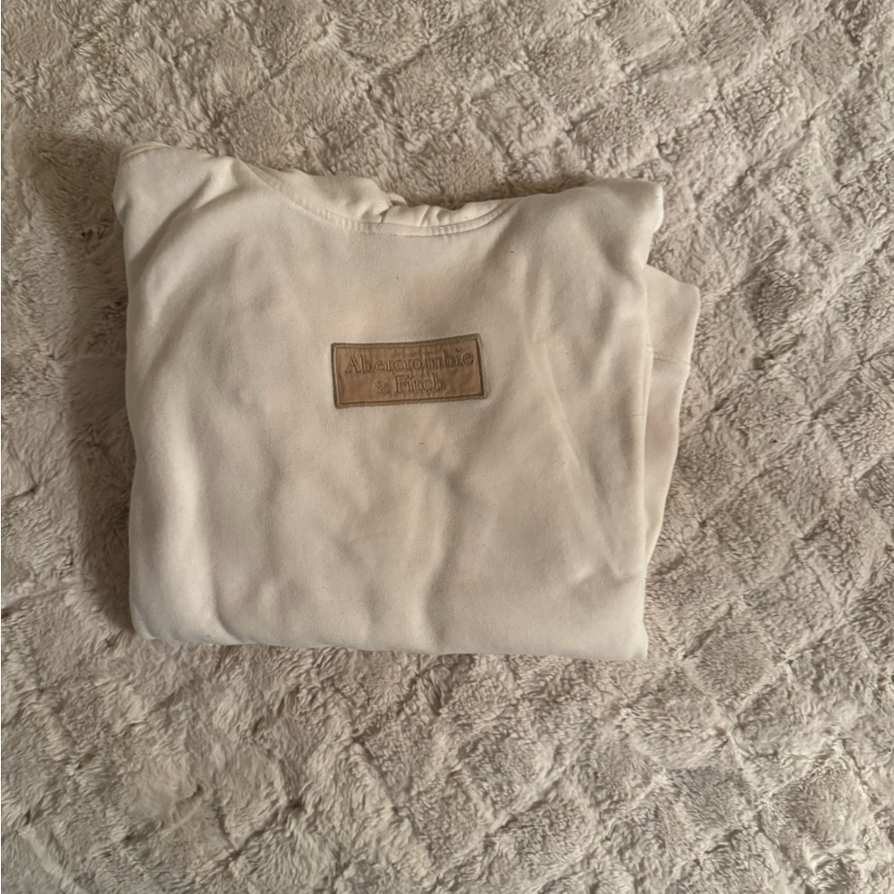 Abercrombie And Fitch Men’s Sweater Size L